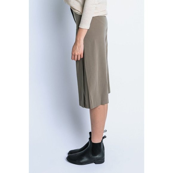 Women's Wide Leg Pants with Side Slit - Comfortable and Stylish - Picture 3 of 10
